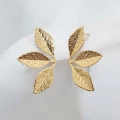 Brinco Três Folhas
